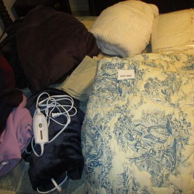 Various Blankets, Quilts