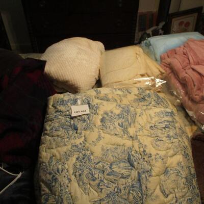 Various Blankets, Quilts