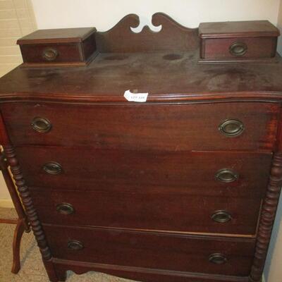 Dixie Chest of Drawers