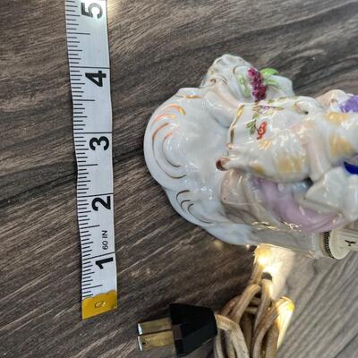 Antique porcelain colonial style lamp