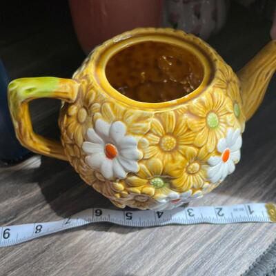 Retro Hull teapot