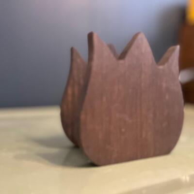 Vintage solid wood tulip napkin holder