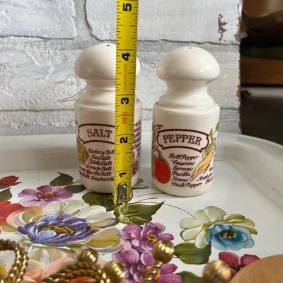 Vintage Avon salt and pepper shakers