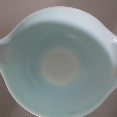 #25 Vintage Pyrex bowl
