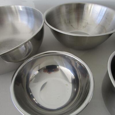 #28 Stainless Steel bowls