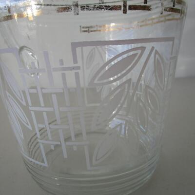 #39 2 qt Vintage Pitcher