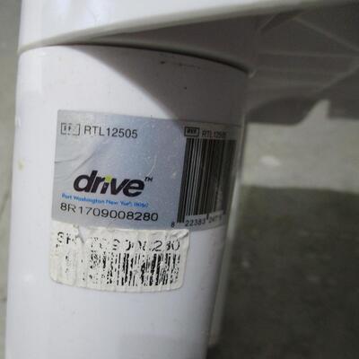 #40 Adjustable shower stool