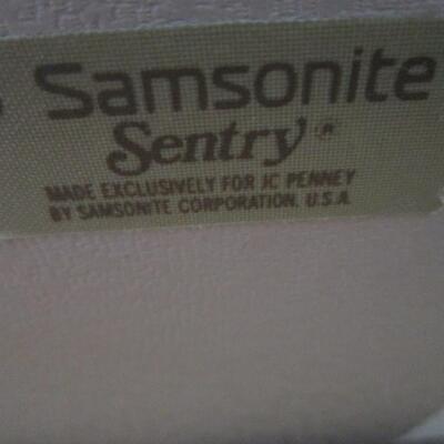 #63 Vintage Samsonite Century Train Case