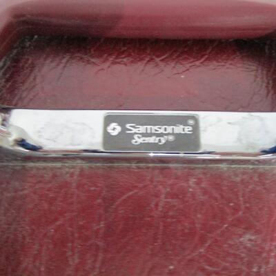 #63 Vintage Samsonite Century Train Case