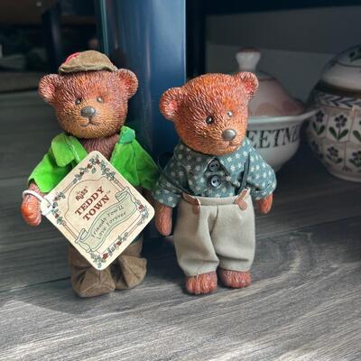 Vintage Russ teddy town bears