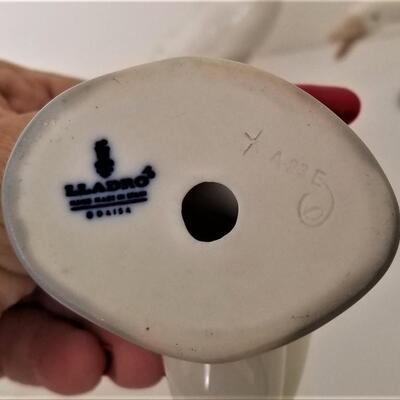 Lot #100  Set of Three LLADRO Geese