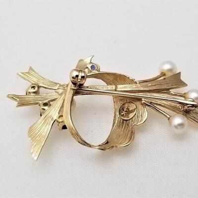 Lot #110  Beautiful 14kt Gold, Sapphire and Pearl Brooch