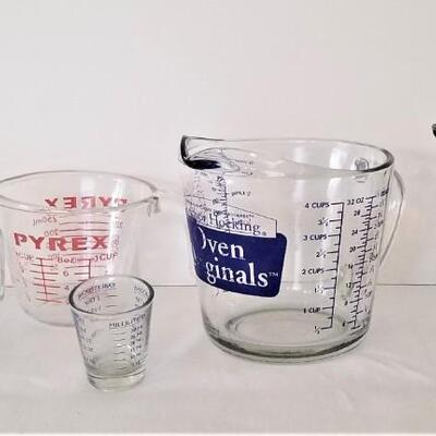 Lot #127  Measuring Cup Lot - Pyrex/Anchor Hocking