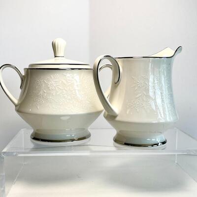 Noritake Affection Porcelain Cream and Sugar