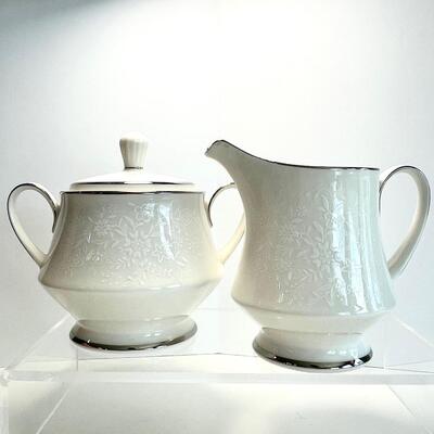 Noritake Affection Porcelain Cream and Sugar