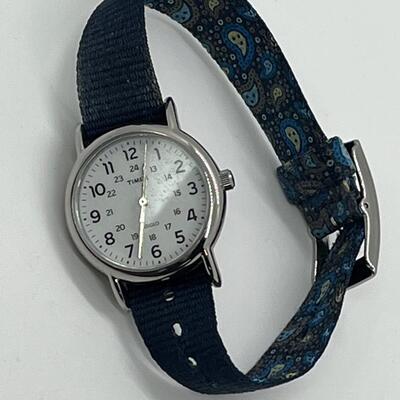 LOT 21: Five Ladies Fashion Watches - Timex & Pulsar