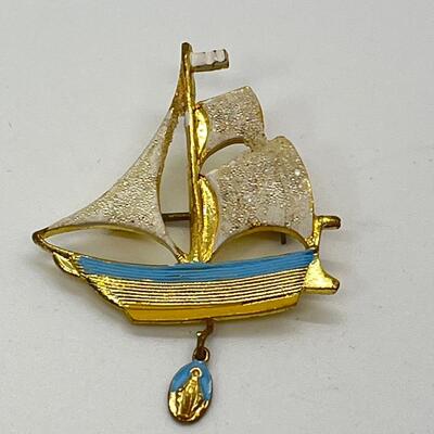 LOT 30: Nautical Themed Pins