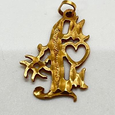 14k yellow gold  #1 Mom Pendant necklace 19