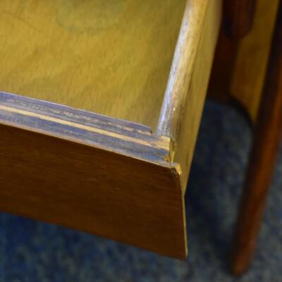 Nice End Table