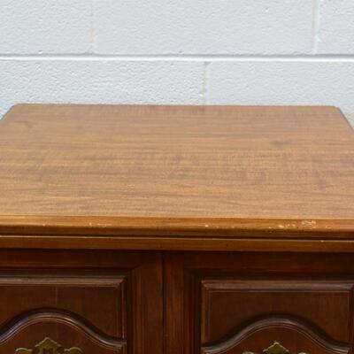 Nice End Table