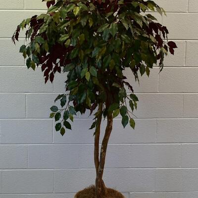 Artificial Tree Decor