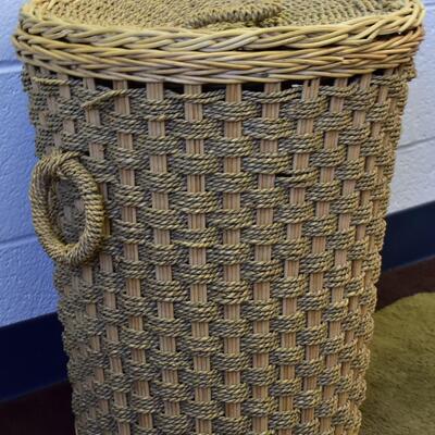Nice Wicker Basket/Hamper