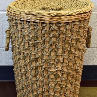 Nice Wicker Basket/Hamper