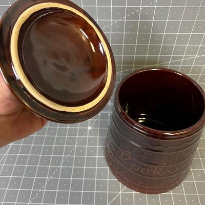 Marcrest, Ovenproof Stoneware Brown Cookie Jar,