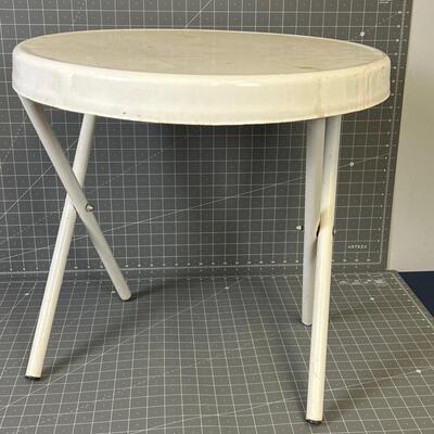 White Metal Outdoor Table 