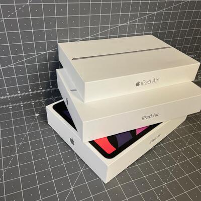 APPLE BOXES only; Mac Book Pro Boxes only