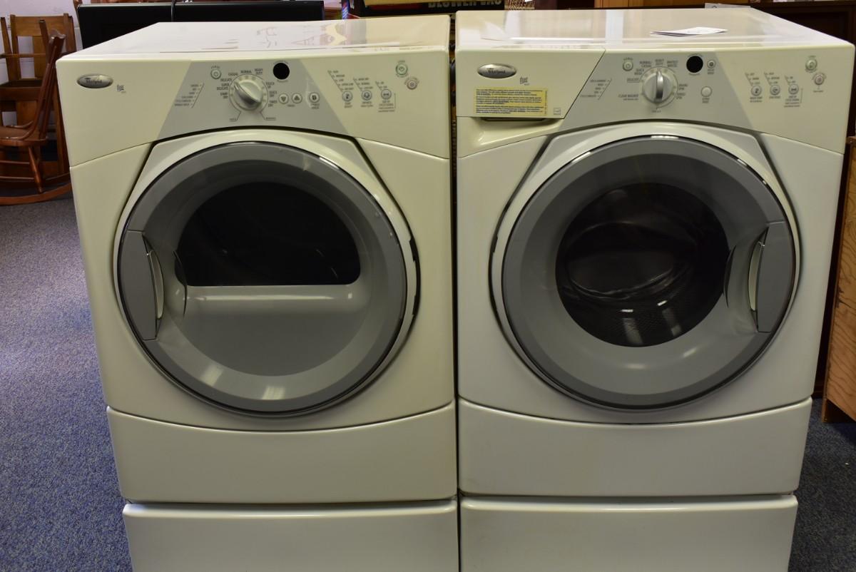 Whirlpool Duet Washer and Dryer Set
