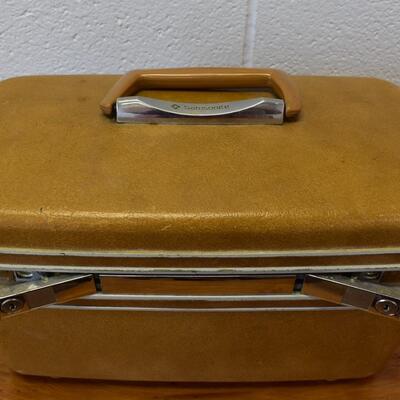Vintage Sampsonite Travel Case