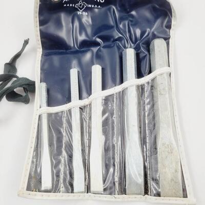 ARMSTRONG LIKE NEW CHISEL SET