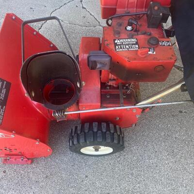 G1 Toro 7/24 snowblower with cab, works well