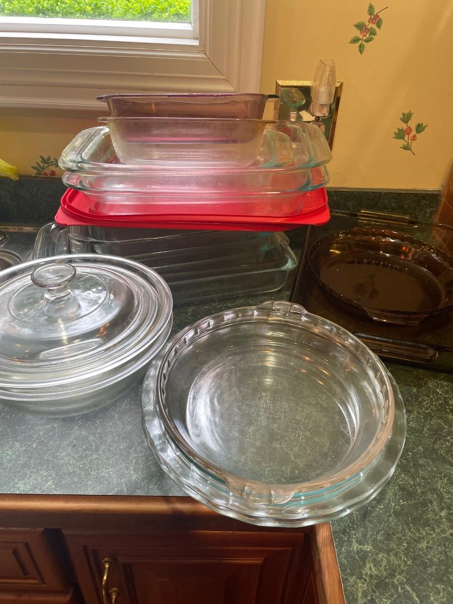 Pyrex & Anchor Hocking Casserole Dishes & More (KRG)