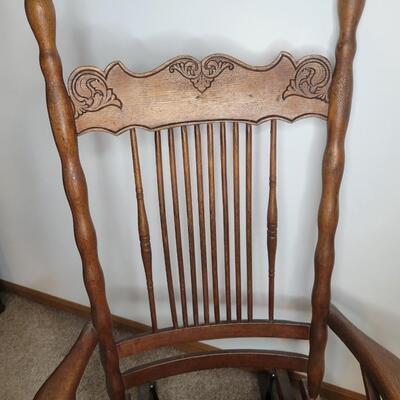 BEAUTIFUL  ANTIQUE WOODEN GLIDER ROCKER