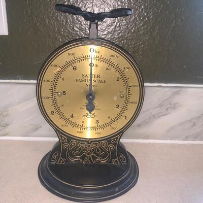Vintage Salter scale