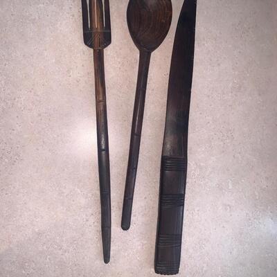 Unknown wood utensils