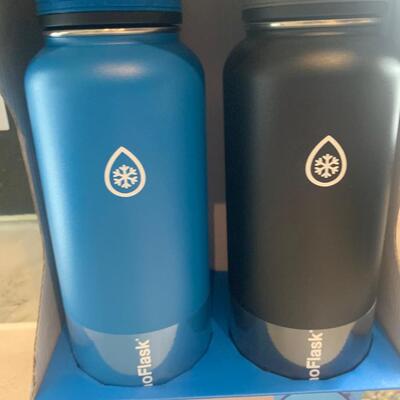 Thermoflask set brand new