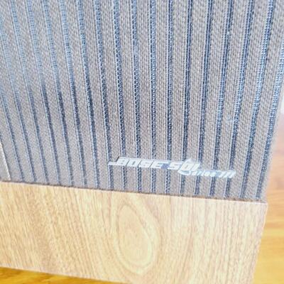 AMAZING BOSE 501 SERIES III FLOOR SPEAKERS