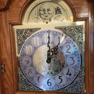 HERMLE BLACK FOREST GRANDMOTHER FLOOR CLOCK