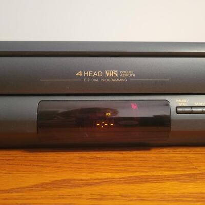QUASAR VHS PLAYER - RECORDER