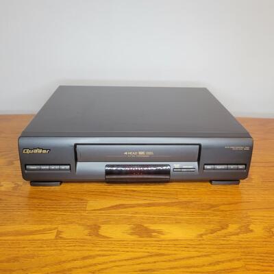QUASAR VHS PLAYER - RECORDER