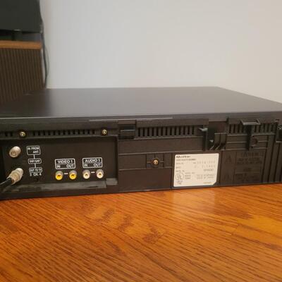 QUASAR VHS PLAYER - RECORDER