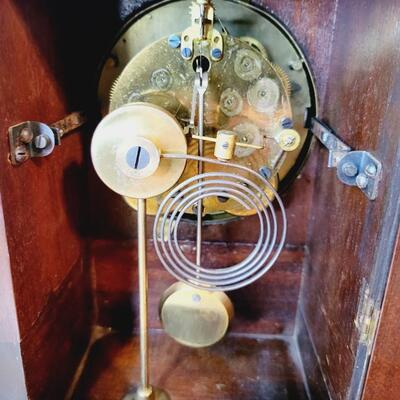 ANTIQUE SETH THOMAS SMALL MANTLE CLOCK