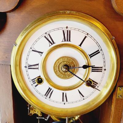 ANTIQUE NEW HAVEN CLOCK CO STRIKING ALARM ORNATE MANTLE CLOCK