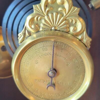 ANTIQUE NEW HAVEN CLOCK CO STRIKING ALARM ORNATE MANTLE CLOCK