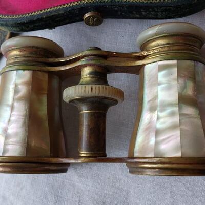 Lemaire Paris Opera glasses mother of Pearl with case Bee stamp Binoculars