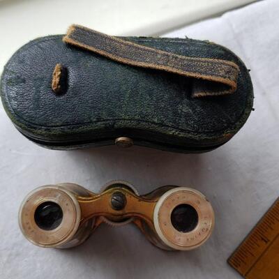 Lemaire Paris Opera glasses mother of Pearl with case Bee stamp Binoculars