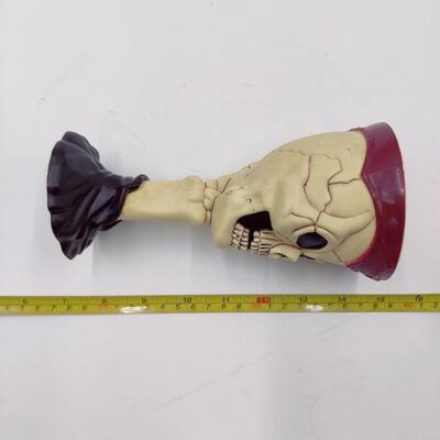 PLASTIC SKULL GOBLET